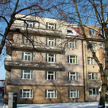 Penzion Rafael Podebrady Exterior photo